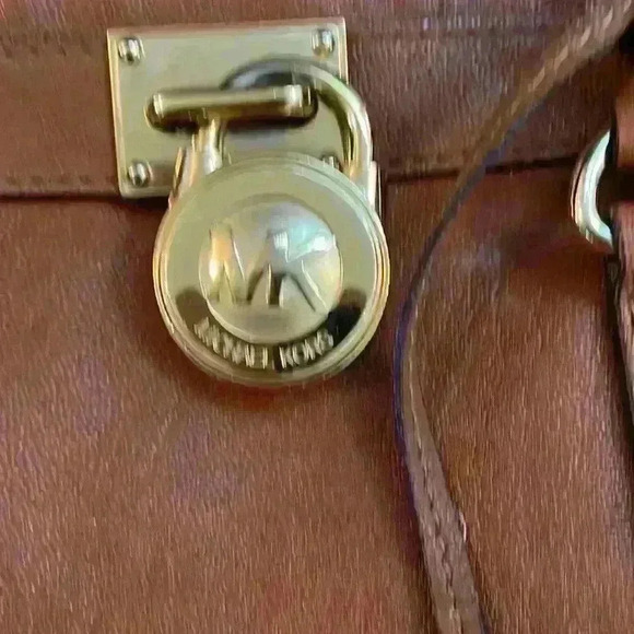 Michael Kors Purse - Picture 2 of 7